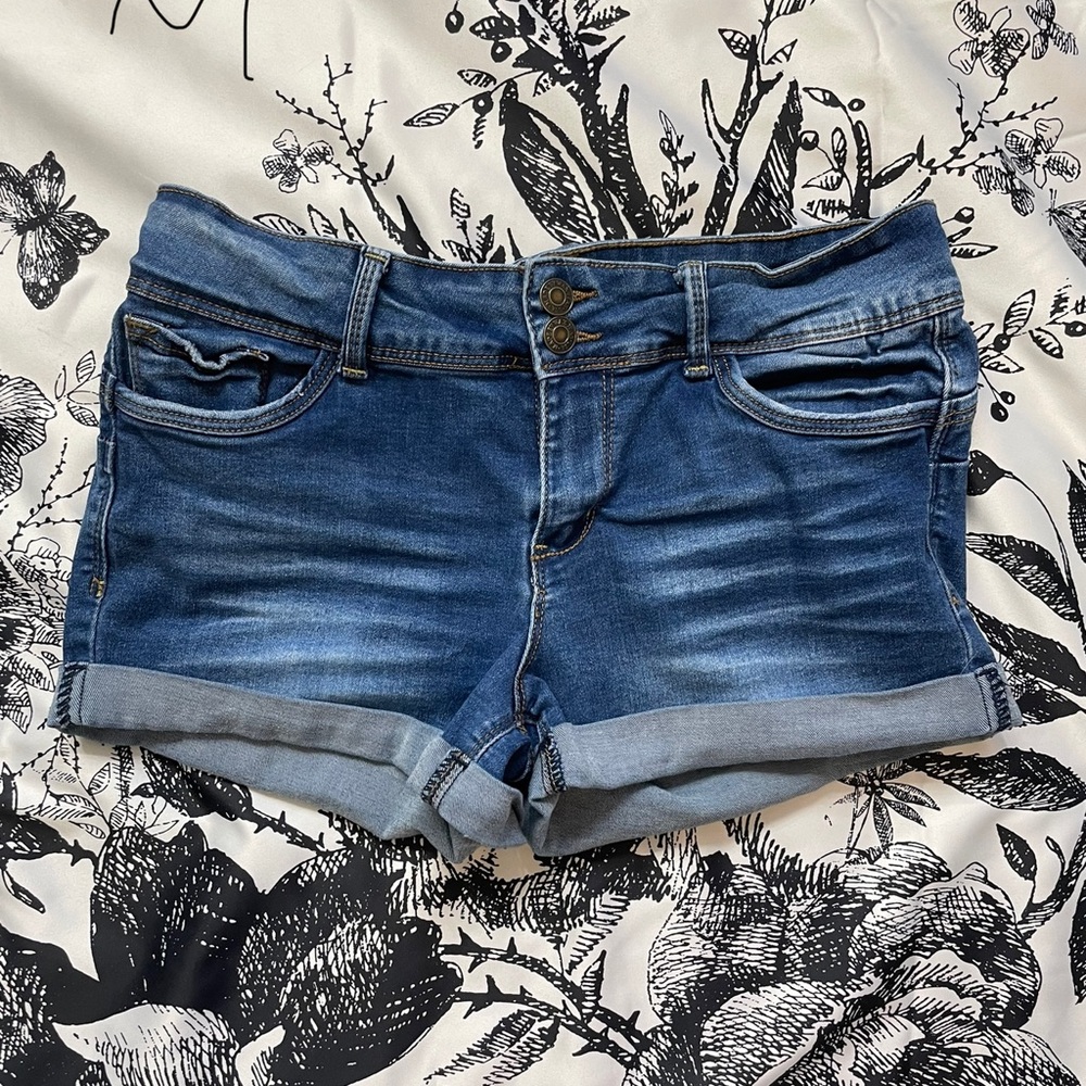 Wax jeans shorts